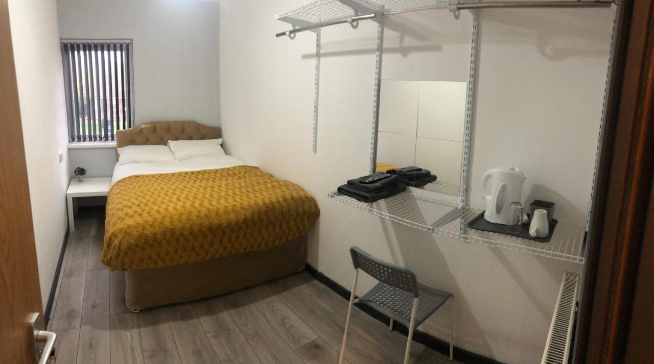 Queens B N B Бирмингам Екстериор снимка